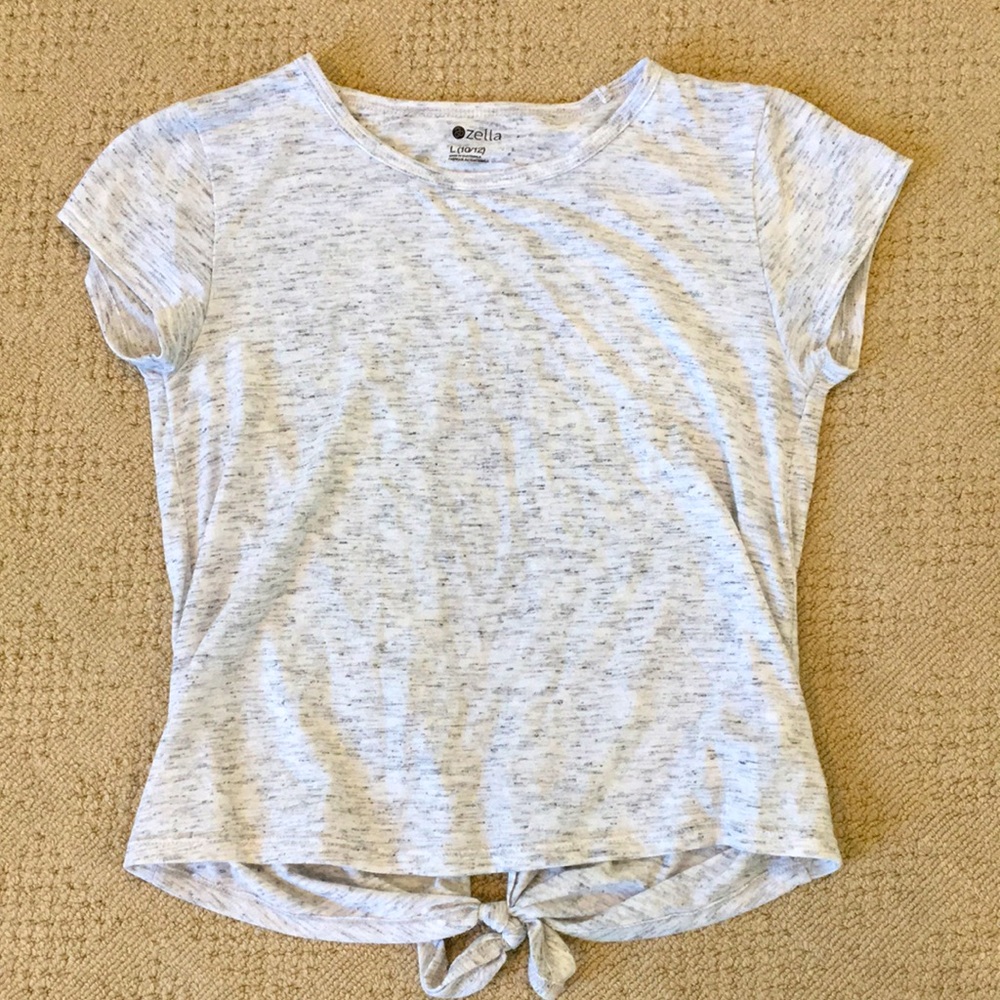 Grey athletic Zella top.